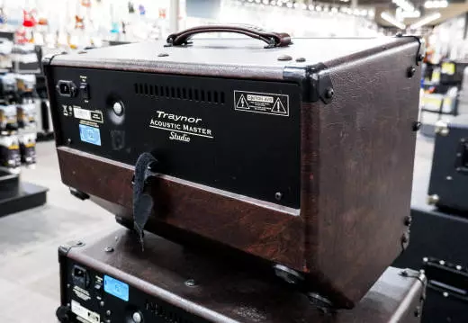 Store Special Product - Traynor - 2-Channel Compact Stereo Acoustic Guitar Amp - 65 Watts